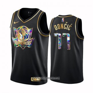 Camiseta Golden Edition Dallas Mavericks Luka Doncic #77 2021-22 Negro