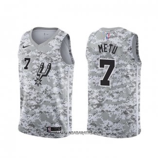 Camiseta San Antonio Spurs Chimezie Metu #7 Earned Camuflaje