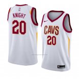 Camiseta Cleveland Cavaliers Brandon Knight #20 Association 2018 Blanco