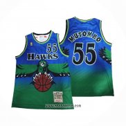 Camiseta Atlanta Hawks Dikembe Mutombo #55 Mitchell & Ness 1996-97 Verde