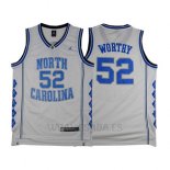 Camiseta NCAA North Carolina Tar Heels James Worthy #52 Blanco