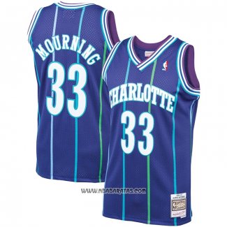 Camiseta Charlotte Hornets Alonzo Mourning #33 Mitchell & Ness Violeta