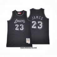 Camiseta Los Angeles Lakers LeBron James #23 Swingman Mitchell & Ness 2018-19 Negro
